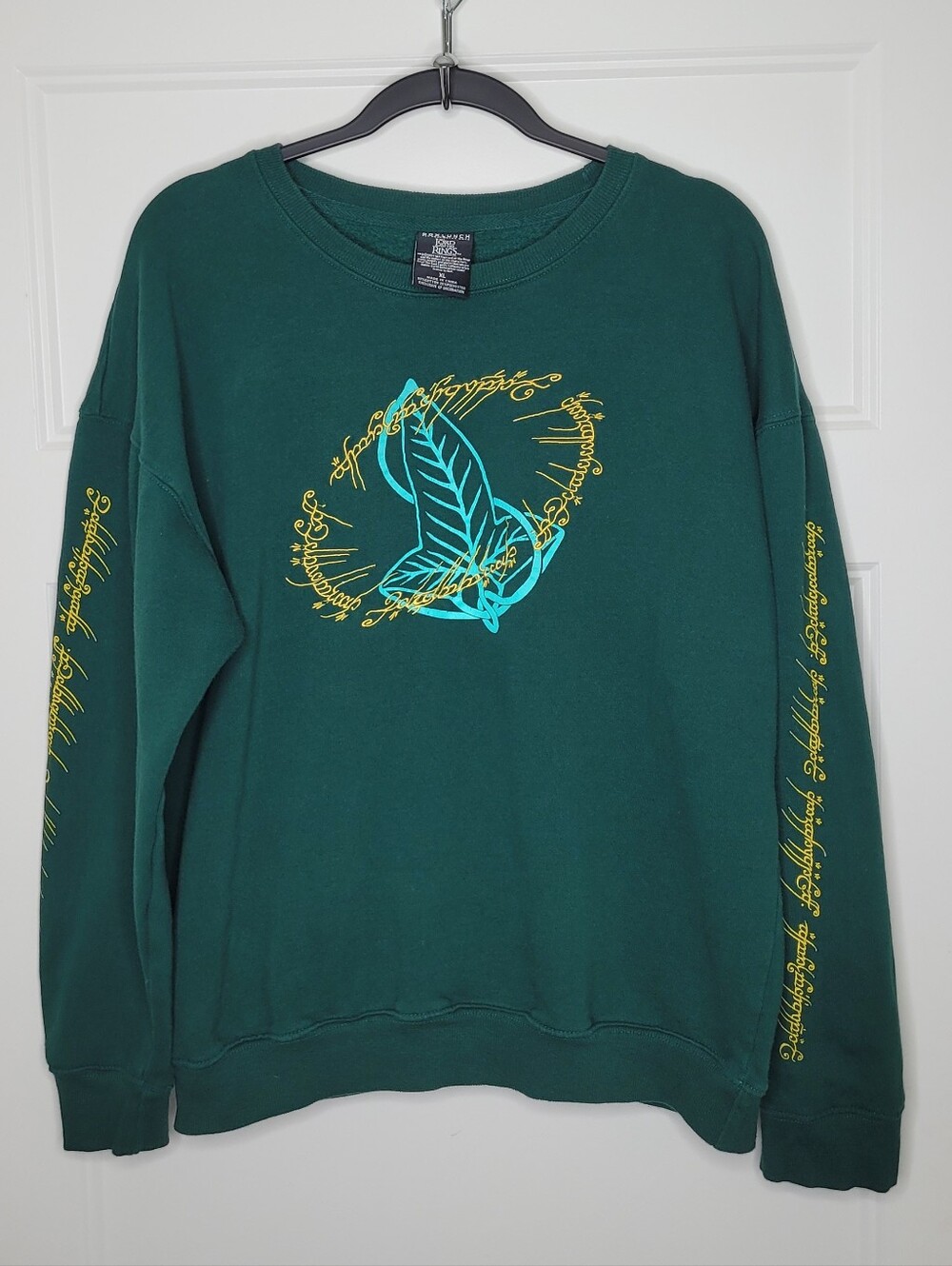 BoxLunch Lord of the Rings Swearshirt XL